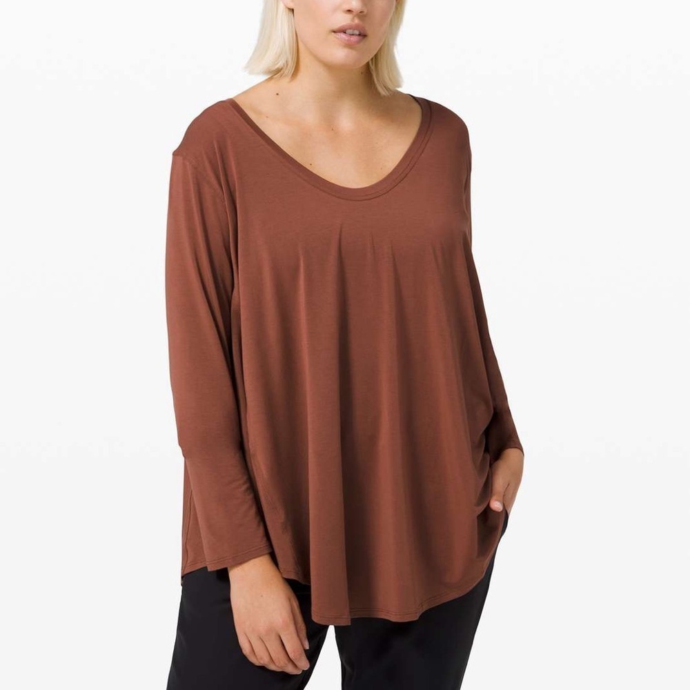 Lululemon Up for Down Time Long Sleeve Women’s Size 4
